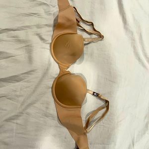 Victoria’s Secret bra 34B nude